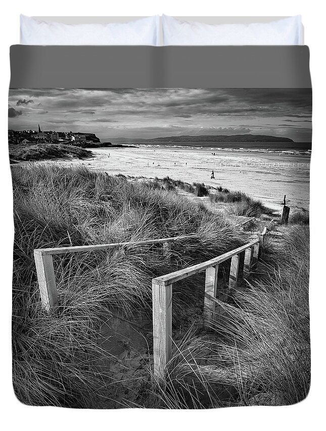 Castlerock Duvet Cover featuring the photograph Castlerock Beach by Nigel R Bell