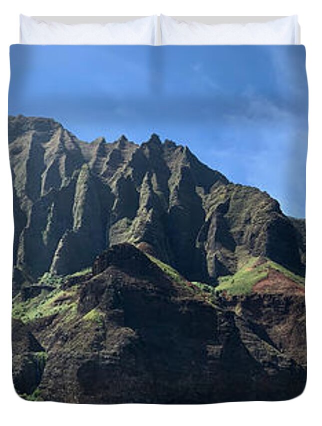 Gary Duvet Cover featuring the photograph Cathedral Peaks Na Pali Coast by Gary F Richards