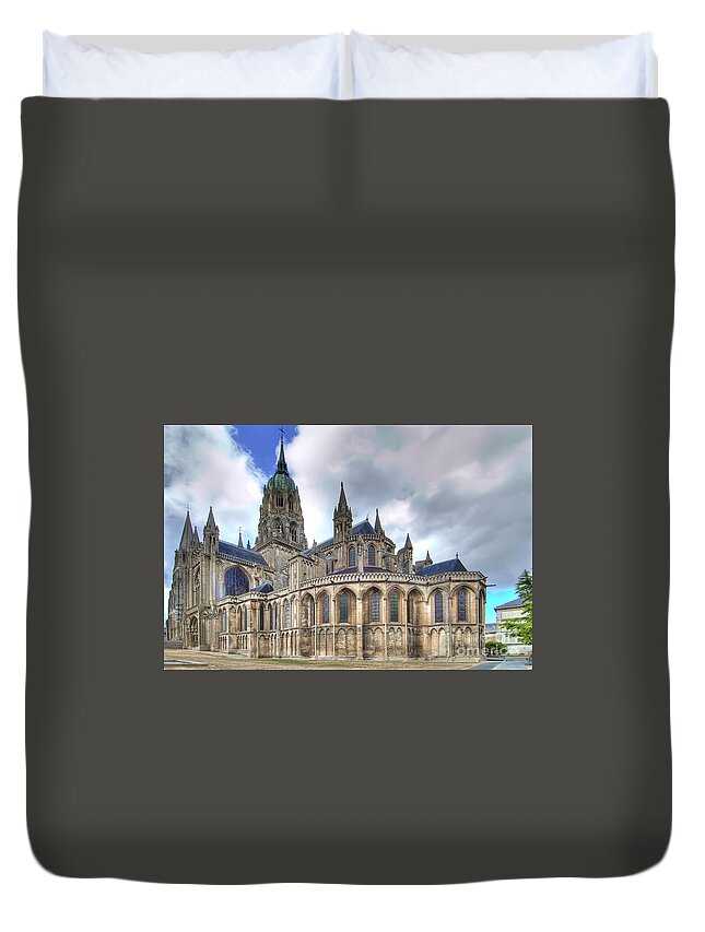 France Duvet Cover featuring the photograph Cathedrale Notre Dame de Bayeux - France by Paolo Signorini