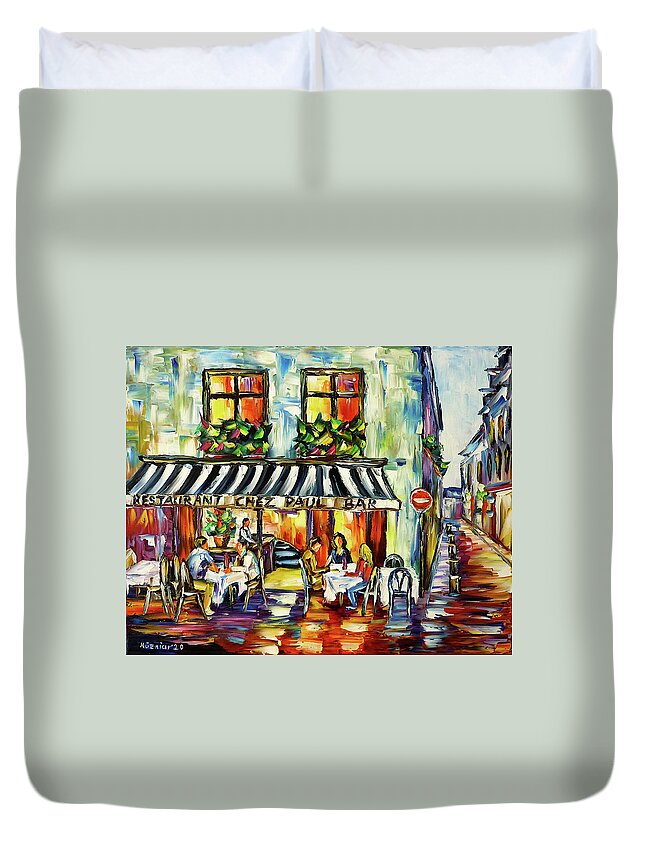 People In The Cafe Duvet Cover featuring the painting Chez Paul, Paris by Mirek Kuzniar