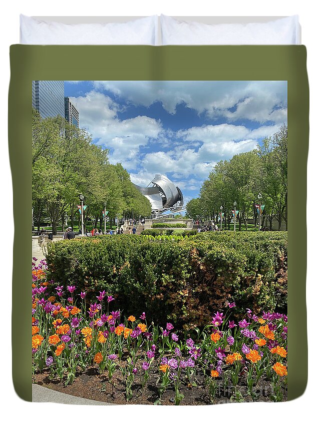 Chicago Duvet Cover featuring the photograph Chicago Riverwalk 37 by William Norton