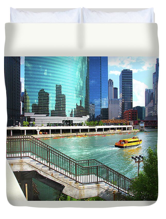 Chicago Skyline Duvet Cover featuring the photograph Chicago Skyline River Boat by Patrick Malon