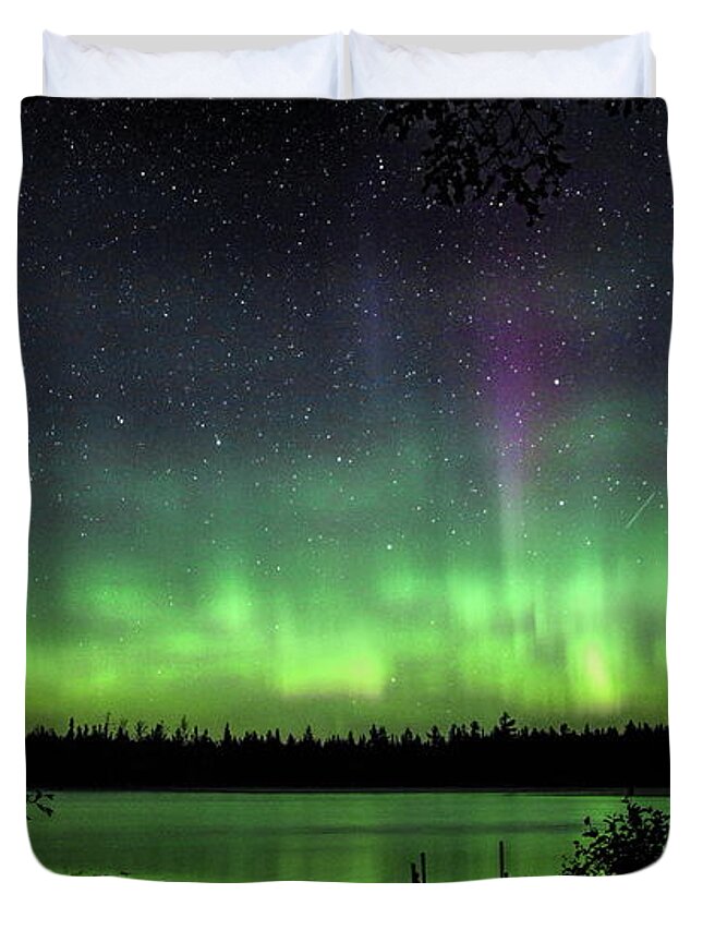 Aurora Borealis Duvet Cover featuring the photograph Circle Of Northern Lights by Dale Kauzlaric