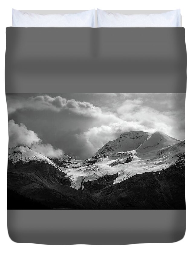 Athabasca Glacier Landscape Duvet Cover featuring the photograph Columbia Icefield Mountains Black And White by Dan Sproul