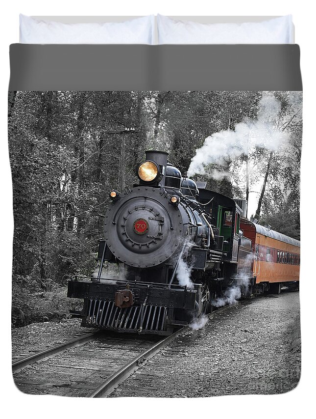 Mt. Rainier Scenic Railroad Duvet Cover featuring the photograph Comin' Round The Bend by Ron Long