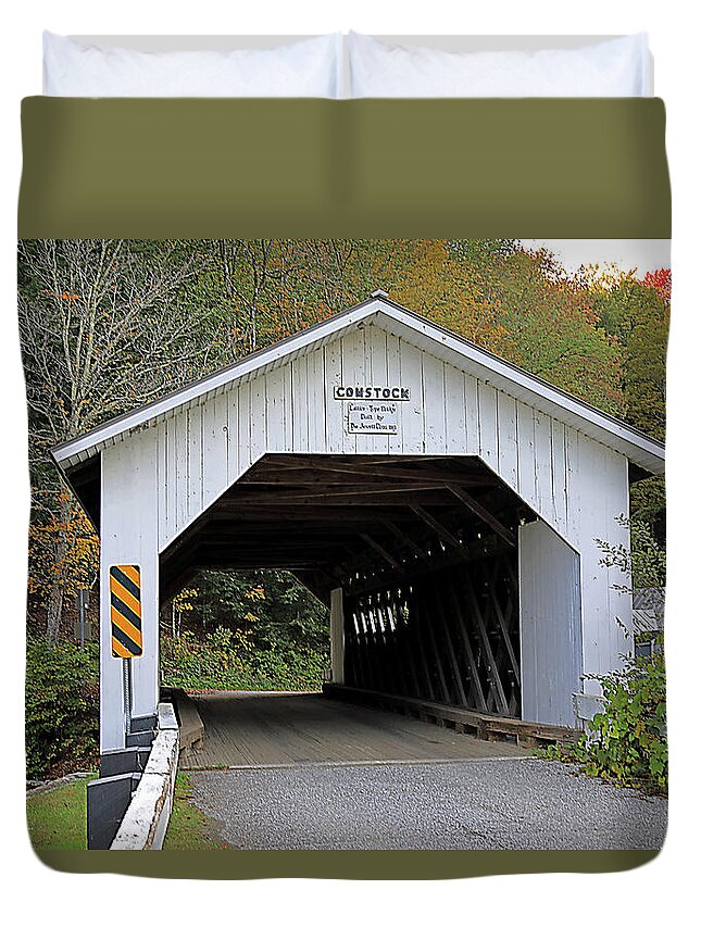 Bridge Duvet Cover featuring the photograph Comstock Covered Bridge, Vermont by Richard Krebs