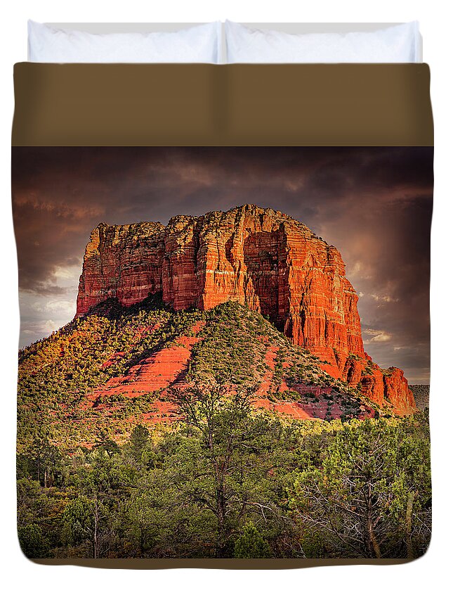 Sedona Duvet Cover featuring the photograph Courthouse Rock by Al Judge