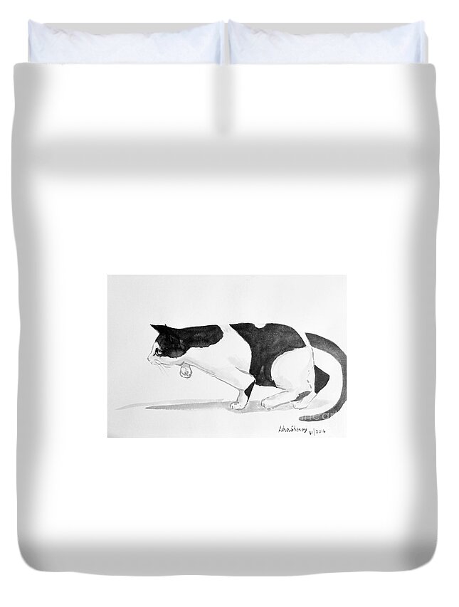 Sumi-e Painting Duvet Cover featuring the painting Crouching cat by Asha Sudhaker Shenoy