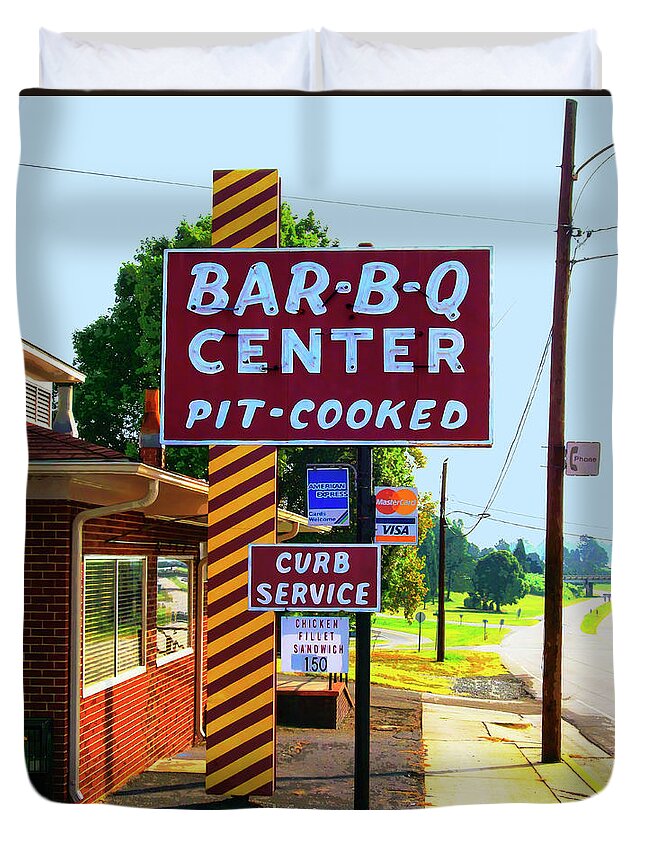 Bar-b-q Center Duvet Cover featuring the photograph Curb Service by Dominic Piperata