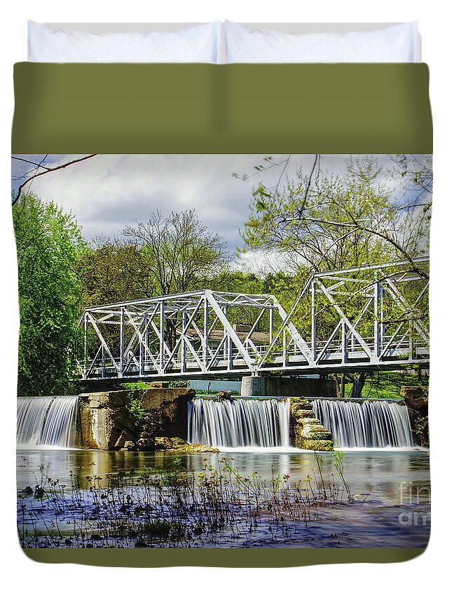 Ozark Mo Duvet Cover featuring the photograph Dam at Finley RIver by Jennifer White
