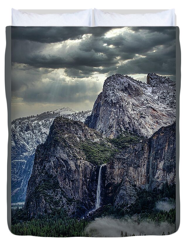 Landscape Duvet Cover featuring the photograph Dark Clouds over Bridalveil Fall by Romeo Victor