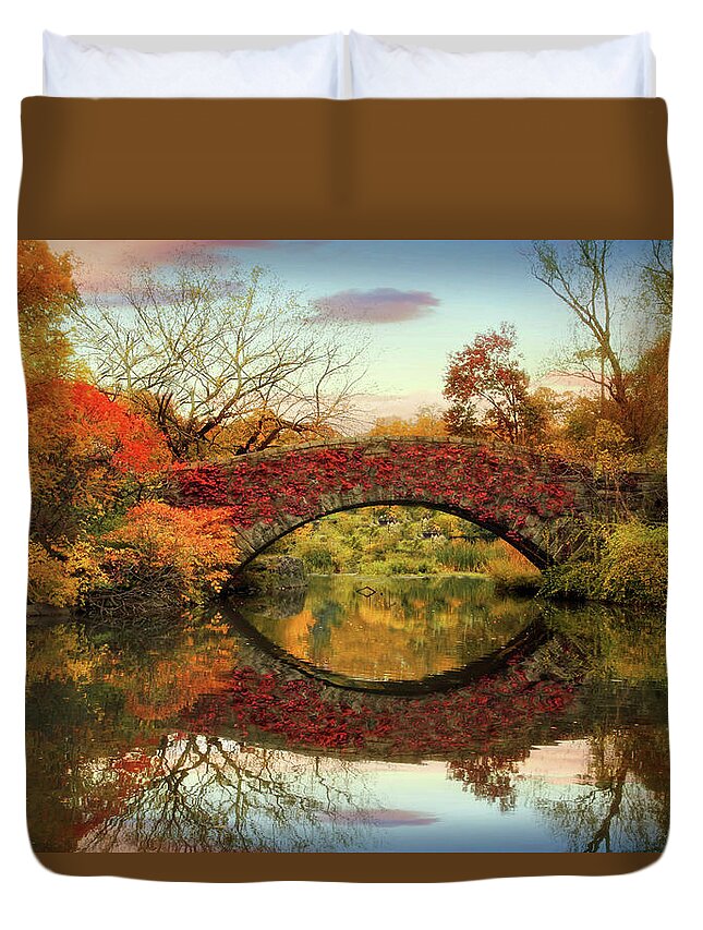 Bridge Duvet Cover featuring the photograph Dawn at Gapstow by Jessica Jenney