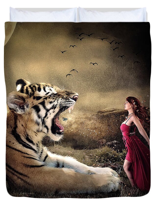 Tiger Duvet Cover featuring the digital art Determination by Maggy Pease