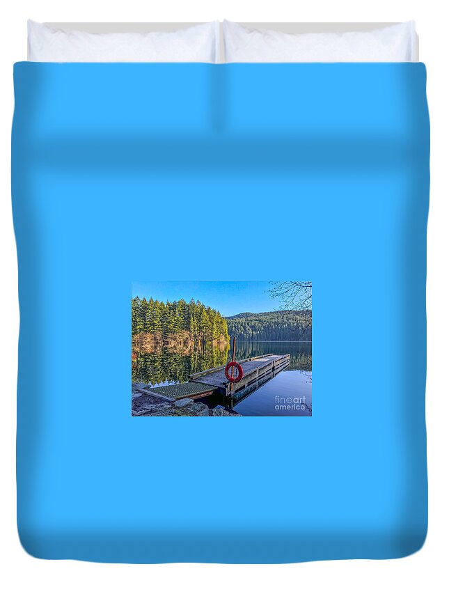 Mountain Lakedock Duvet Cover featuring the photograph Dock by the Mountain by William Wyckoff