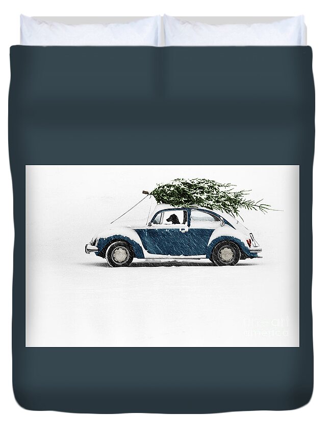 Americana Duvet Cover featuring the photograph Dog in Car with Christmas Tree by Ulrike Welsch