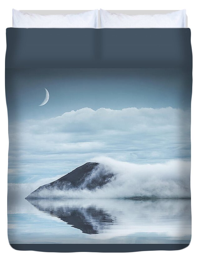Landscape Duvet Cover featuring the photograph Dream on Dreamer by Philippe Sainte-Laudy