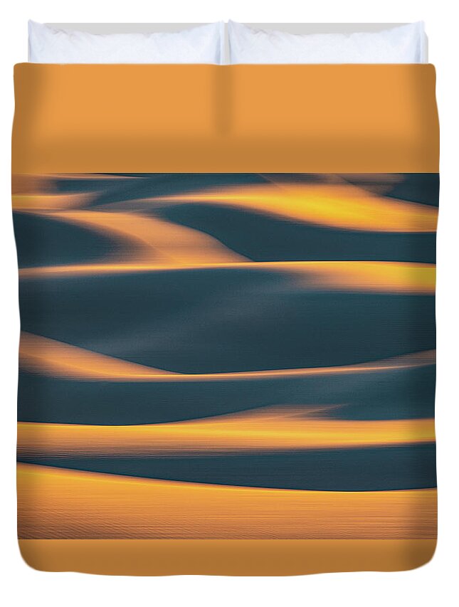 Abstract Duvet Cover featuring the photograph Dunes In Motion by David Downs