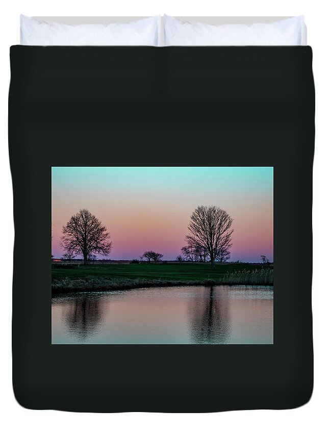 Landscape Duvet Cover featuring the photograph Dusk At Timberpoint by Cathy Kovarik
