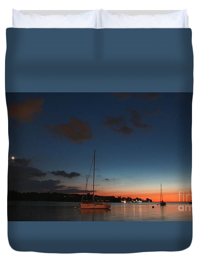 Dream Duvet Cover featuring the photograph Earthshine over the Youngstown Anchorage by Tony Lee