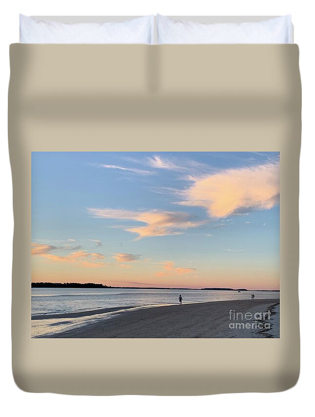 Edisto Beach Duvet Cover featuring the photograph Edisto Beach Stroll by Catherine Wilson