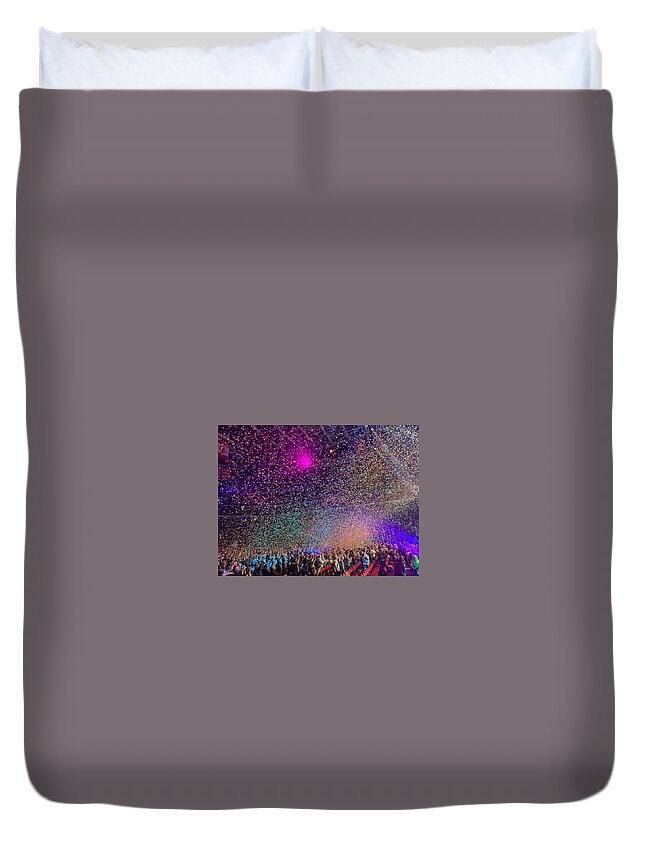 Concert Duvet Cover featuring the photograph Encore by Lee Darnell