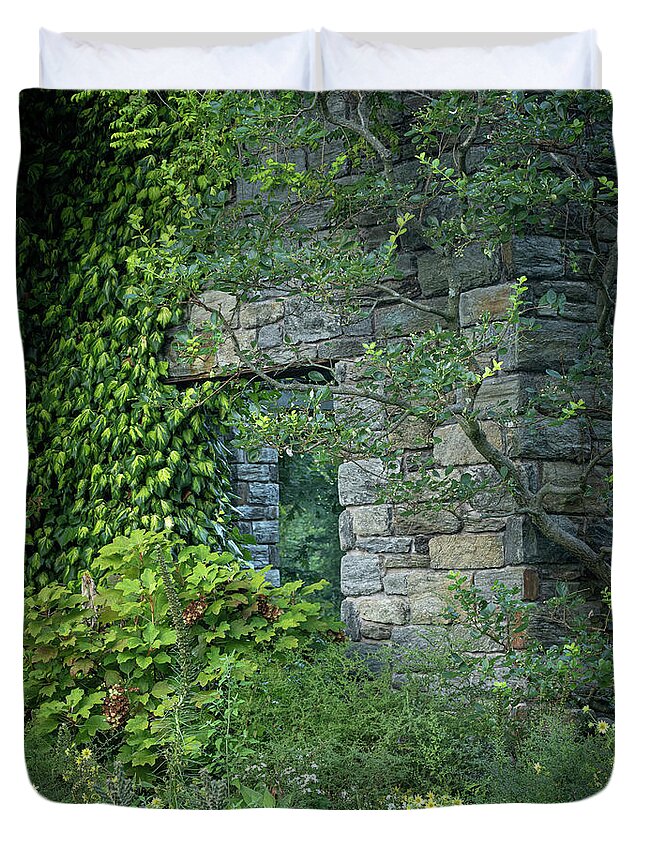 Garden Duvet Cover featuring the photograph Enshrouded Ruins at Chanticleer by Kristia Adams