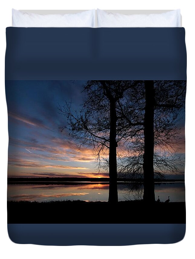 Sunset Duvet Cover featuring the photograph Evening in Paradise by Mary Walchuck