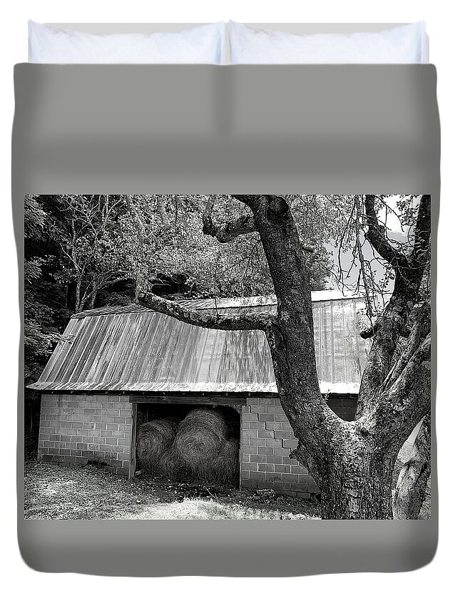 Nc Duvet Cover featuring the photograph Every Inch is Full BW by Lee Darnell