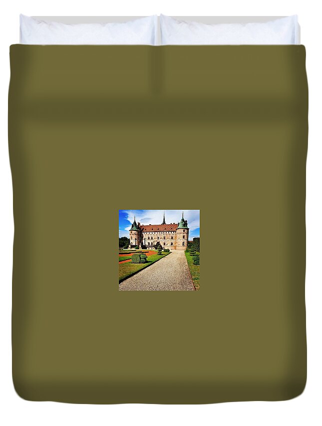 Castle Duvet Cover featuring the photograph Fairy Tale Castle by Andrea Whitaker