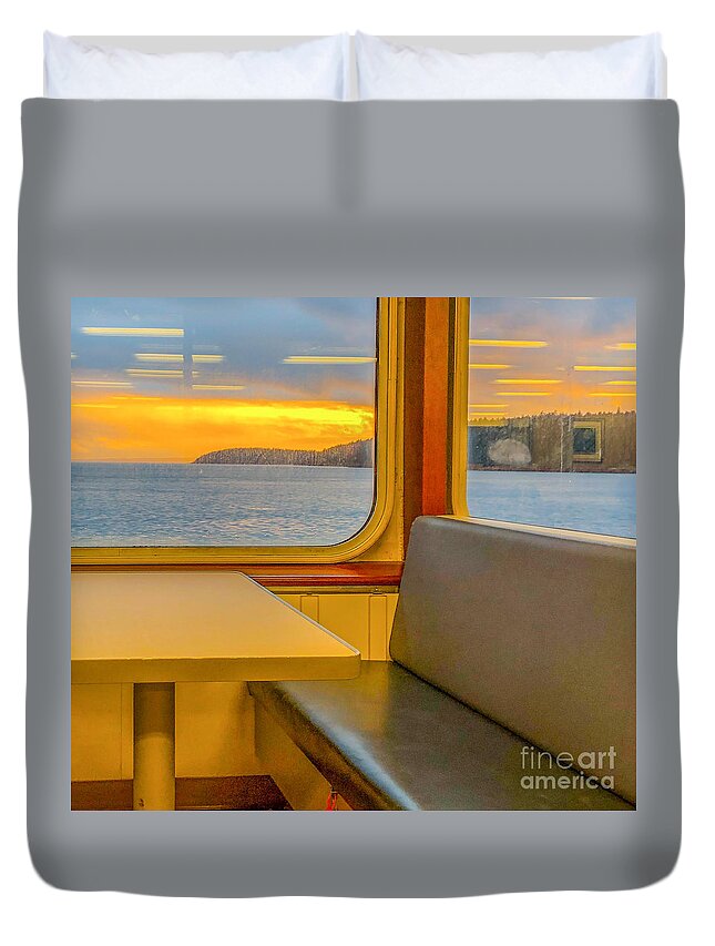 Wsdot Duvet Cover featuring the photograph Ferry at Sunset by William Wyckoff