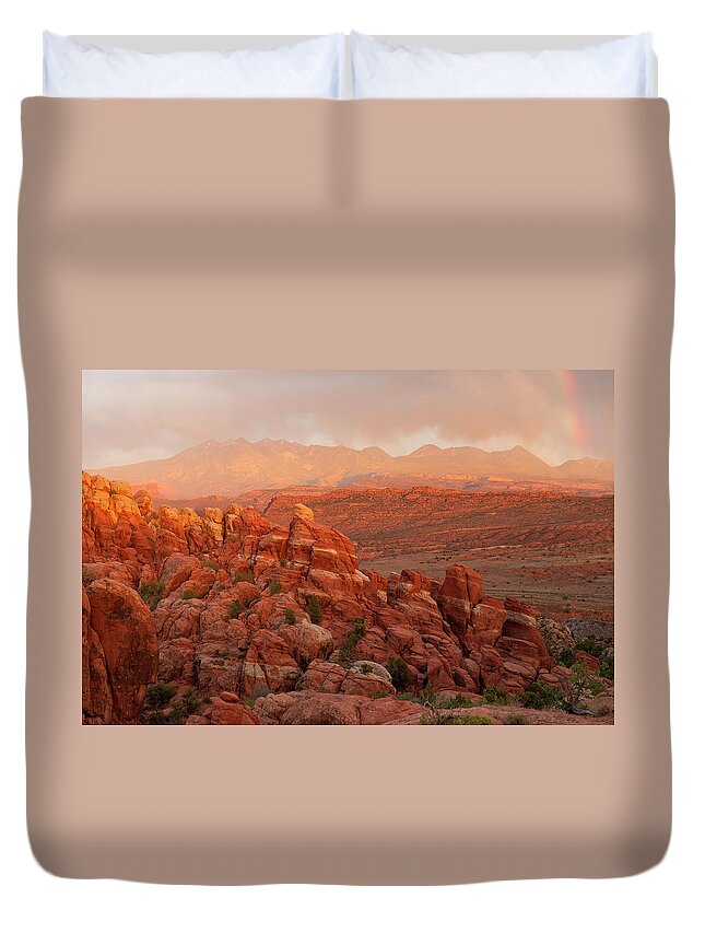 Fiery Furnace Duvet Cover featuring the photograph Fiery Furnace Sunset by Aaron Spong