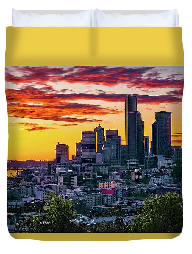 Seattle; Jose Rizal Park; Seattle Cityscape; Seattle Skyline; Fiery Sunset; Sunset Afterglow; Twilight; Emerald City; Seattle Icon Duvet Cover featuring the photograph Fiery Sunset Sky by Emerita Wheeling