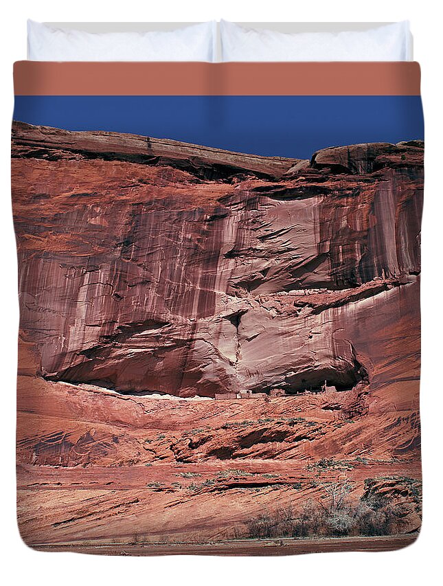 Canyon De Chelly Duvet Cover featuring the photograph First Ruin Wall by Tom Daniel