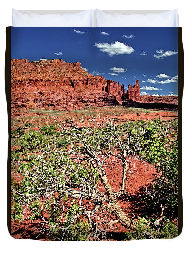 Utah Duvet Cover featuring the photograph Fishers Towers by Bob Falcone