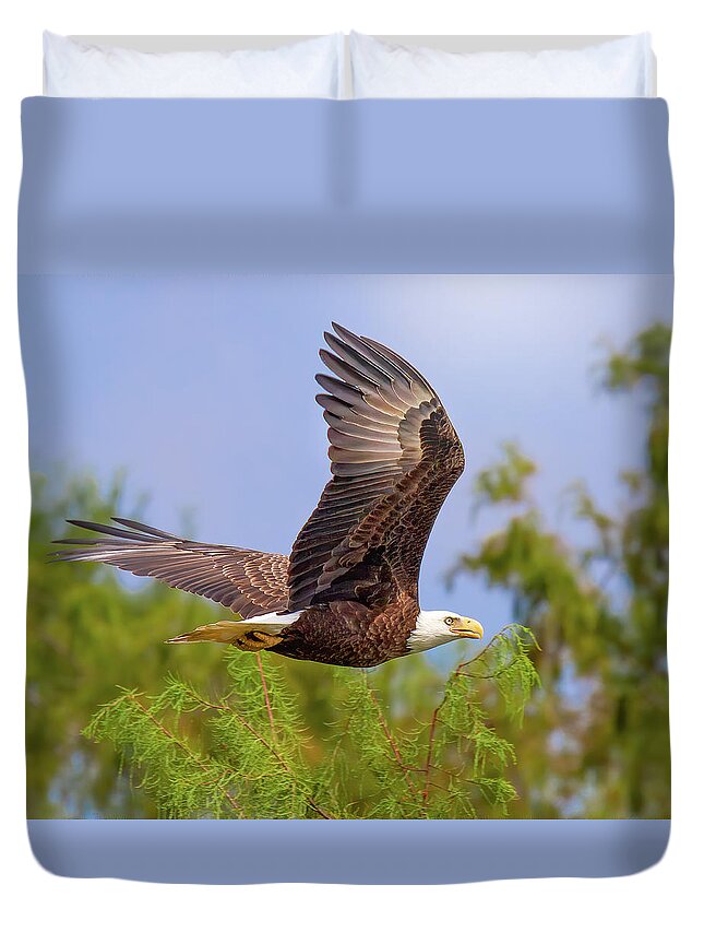 Eagle Duvet Cover featuring the photograph Flight of the Bald Eagle by Mark Andrew Thomas