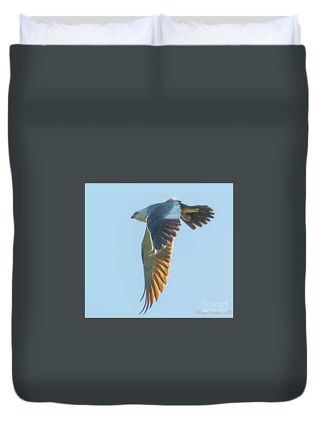 Nature Duvet Cover featuring the photograph Flying Kite by Barry Bohn