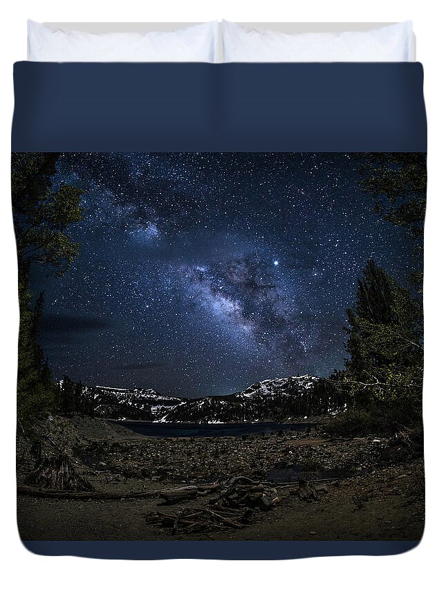 Landscape Duvet Cover featuring the photograph Gem Lake Night Sky by Romeo Victor