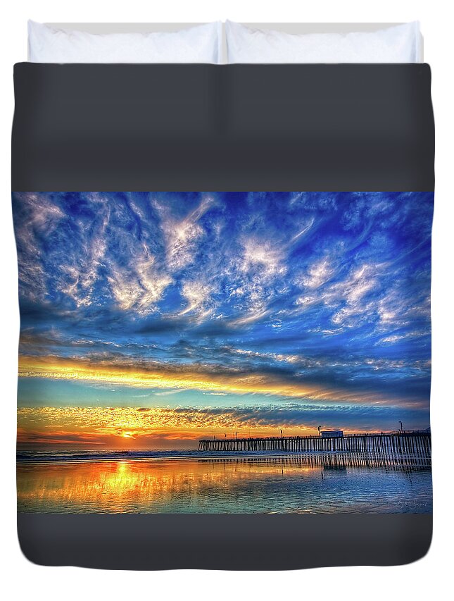 Seascape Duvet Cover featuring the photograph Golden Pismo Sunset by Beth Sargent