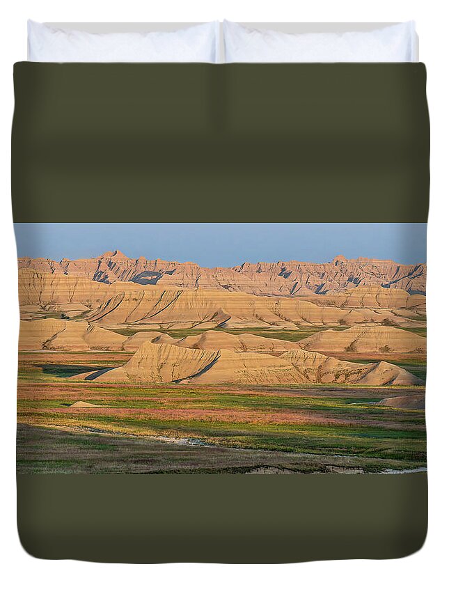 Badlands National Park Duvet Cover featuring the photograph Good Morning Badlands I by Patti Deters
