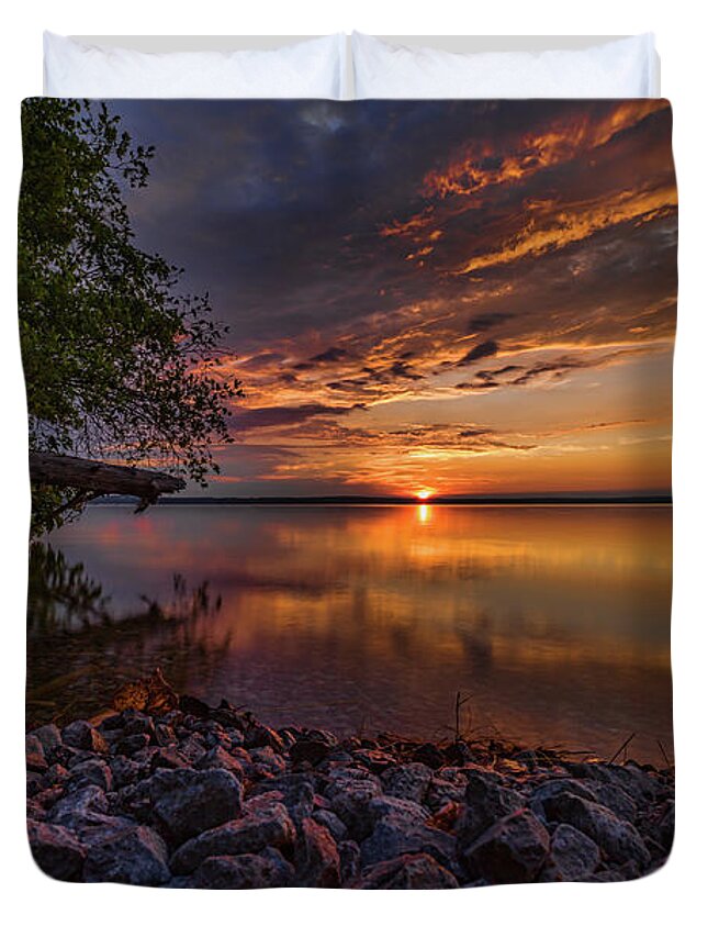 Higgins Lake Duvet Cover featuring the photograph Good Morning by Joe Holley