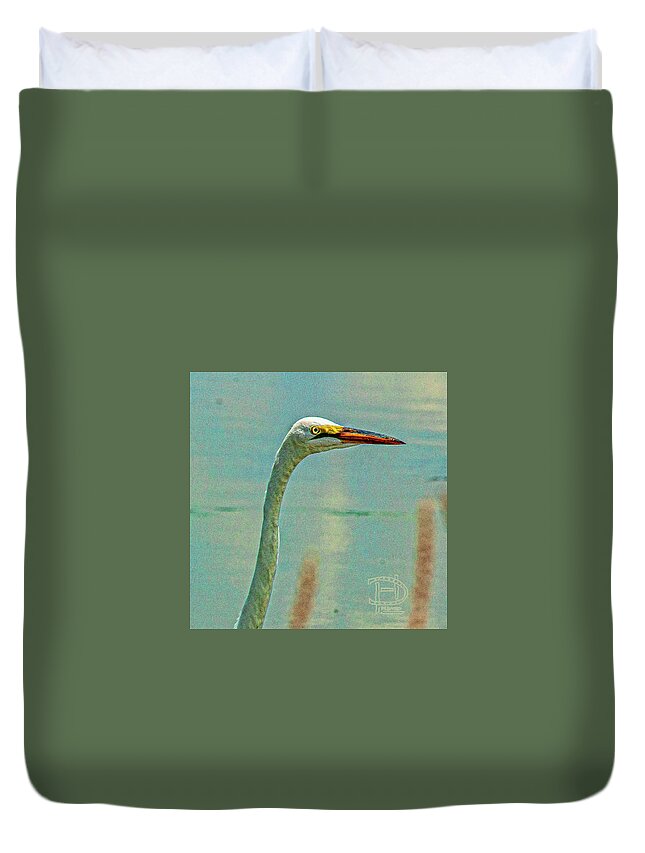 Great Heeron Portrait Duvet Cover featuring the photograph Great Hereon Portrait by Daniel Hebard