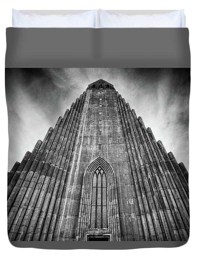 Hallgrimskirkja Duvet Cover featuring the photograph Hallgrimskirkja Church 2 by Nigel R Bell