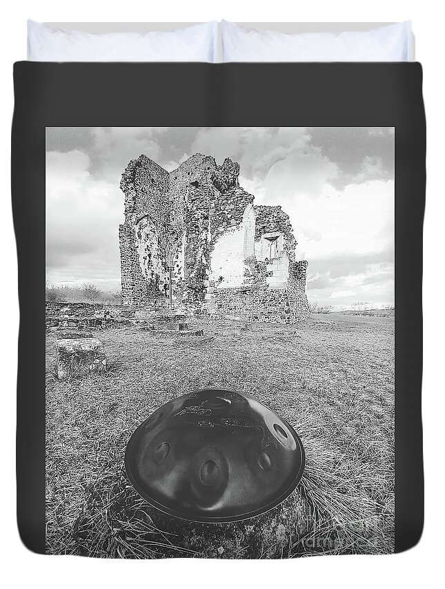 Ruin Duvet Cover featuring the photograph Handpan at ruins by Alexa Szlavics