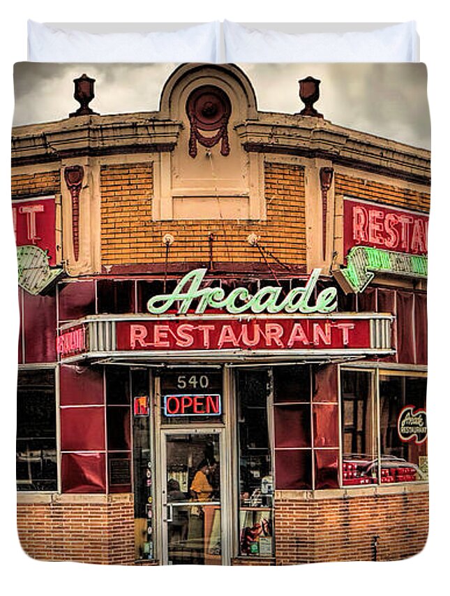 Hdr Duvet Cover featuring the photograph HDR_Arcade Resturaunt_Memphis Tennessee_IMGL0004 by Randy Matthews