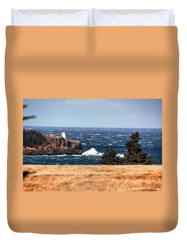 Boars Head Lighthouse The Bay Of Fundy Storm Gale Sea Ocean Waves Rocks Windy Waves Rough Petit Passage Ferry Duvet Cover featuring the photograph Head Land by David Matthews