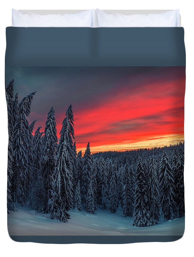 Bulgaria Duvet Cover featuring the photograph Heavens In Flames by Evgeni Dinev
