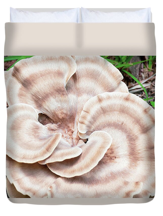Mushroom Duvet Cover featuring the photograph Hen of the Woods-1 by John Kirkland