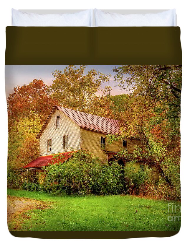 Mill Duvet Cover featuring the photograph Historic Babbs Mill in Northeast Tennessee by Shelia Hunt