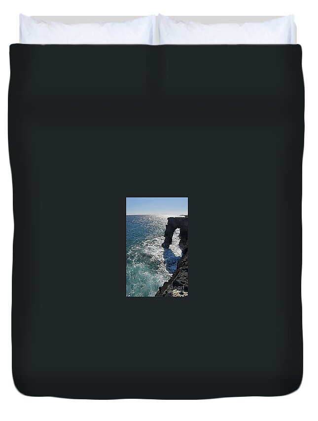 Holei Sea Arch Duvet Cover featuring the photograph Holei Sea ARch by Cindy Murphy