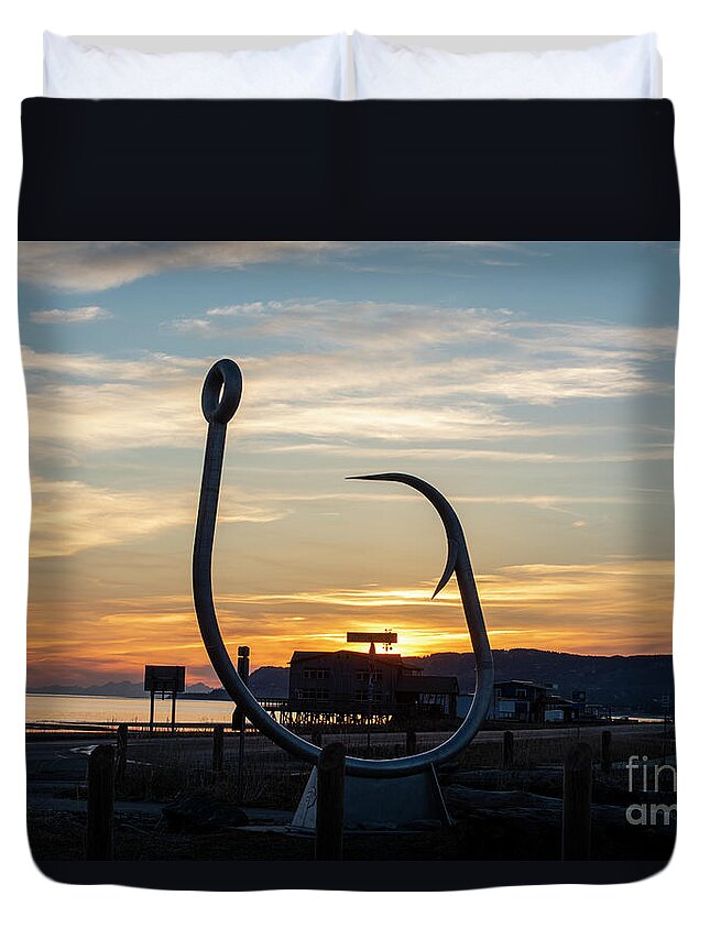 Natanson Duvet Cover featuring the photograph Homer Hook Sunset 2 by Steven Natanson